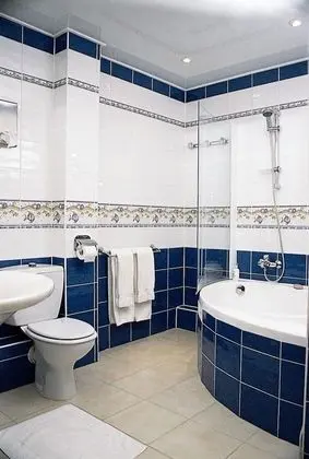 Comfort Stüdyo, Teras, Havuz Manzaralı (Matisse)