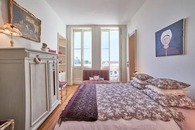 Tek Büyük Yataklı Oda, Balkon (Nacre)