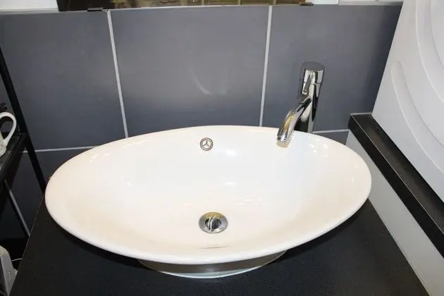 Comfort Tek Büyük Yataklı Oda (Lola)