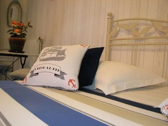 Luxury Tek Büyük Yataklı Oda