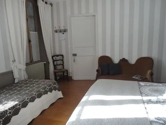 Comfort Üç Kişilik Oda, Buzdolabı ve Mikrodalga, Bahçe Manzaralı (Madeleine)