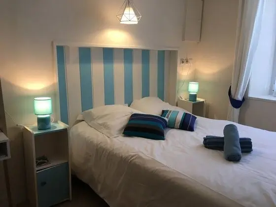 Basic Tek Büyük Yataklı Oda (Bateau)