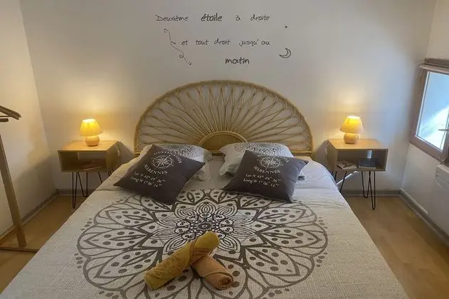 Tek Büyük Yataklı Oda (Nuit étoilée)