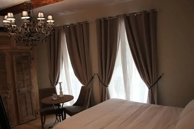 Luxury Tek Büyük Yataklı Oda