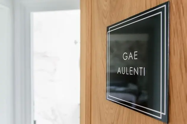 Deluxe Tek Büyük Yataklı Oda (Gae Aulenti)