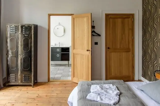 Superior Tek Büyük Yataklı Oda (Florence Knoll)