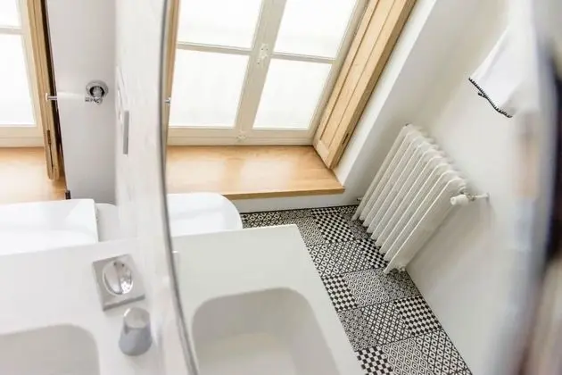 Superior Tek Büyük Yataklı Oda (Florence Knoll)