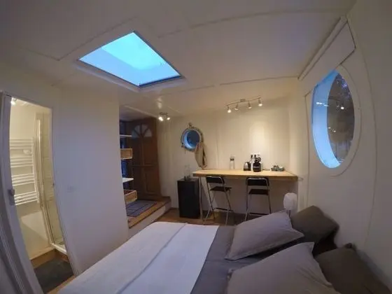 Tek Büyük Yataklı Oda