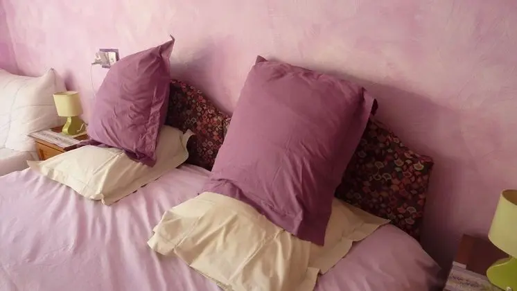 Üç Kişilik Oda (Lavande)