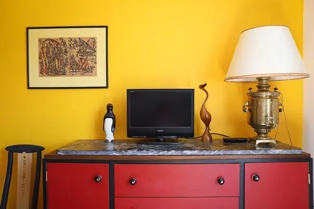 Tek Büyük Yataklı Oda (Jaune)