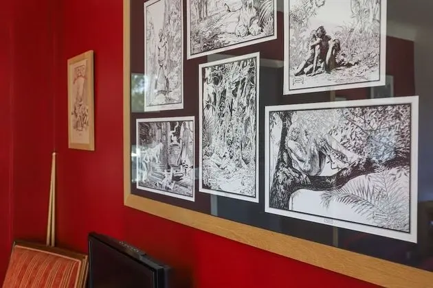 Tek Büyük Yataklı Oda (Rouge)