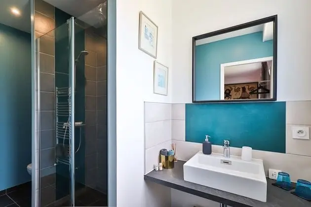 Tek Büyük Yataklı Oda (Rouge)