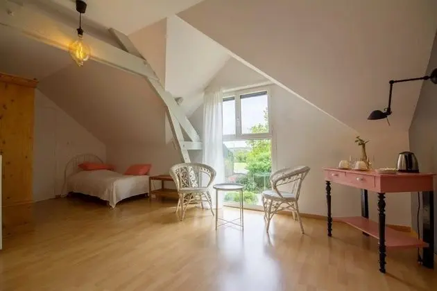 Üç Kişilik Oda, Banyolu/Duşlu, Bahçe Manzaralı (ARGOAT)