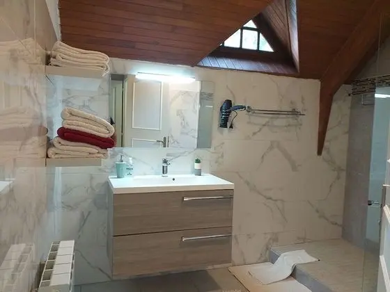Family Tek Büyük Yataklı Oda