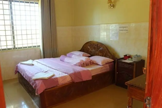 City Tek Büyük Yataklı Oda (with AC)