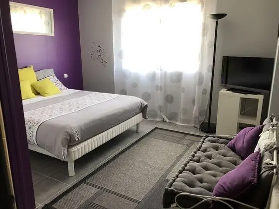 Comfort Tek Büyük Yataklı Oda