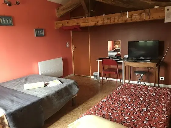 Basic Üç Kişilik Oda