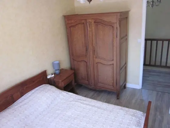 Traditional Tek Büyük Yataklı Oda