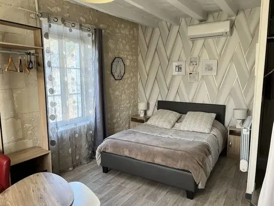 Classic Tek Büyük Yataklı Oda (Moellon)