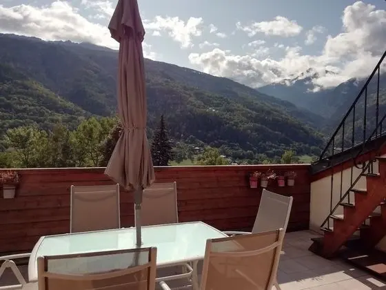 Family Oda, Teras (Panorama)