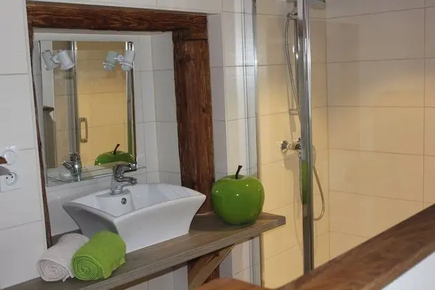 Tek Büyük Yataklı Oda (Pomme)