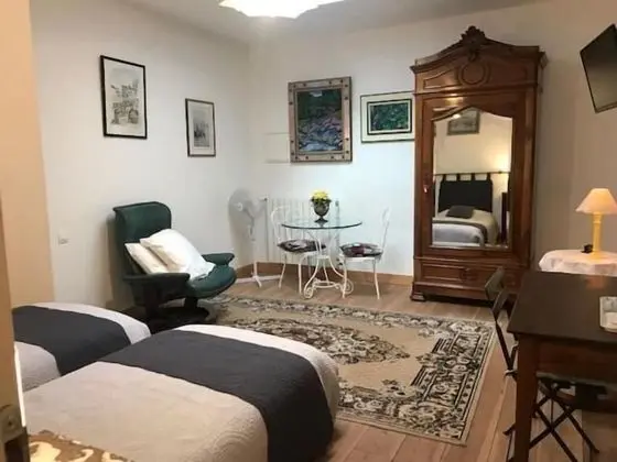 Tek Büyük veya İki Ayrı Yataklı Oda, 2 Tek Kişilik Yatak (2 Petite Champagne)