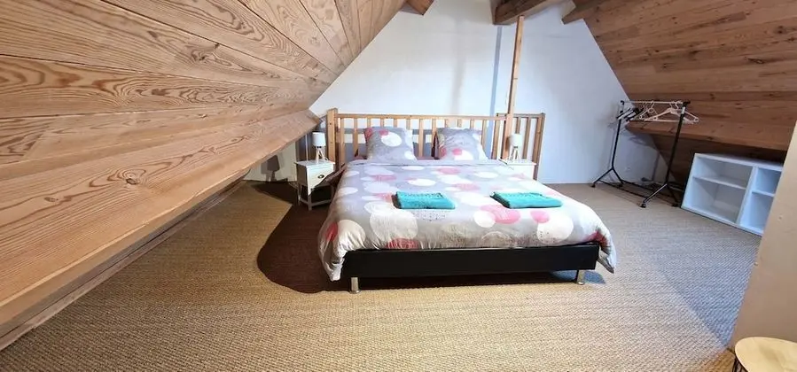 Kır Evi (Atypique)