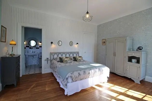 Oda (Chambre Belle Epoque)