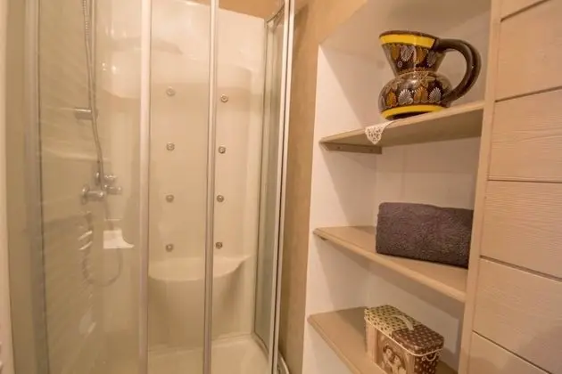 Tek Büyük Yataklı Oda (Kaz Ha Bar)