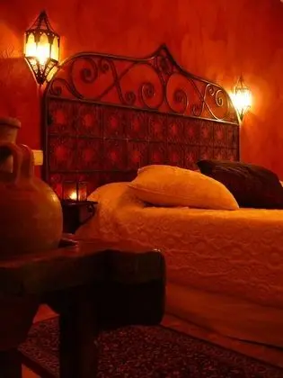 Tek Büyük Yataklı Oda (Orient)