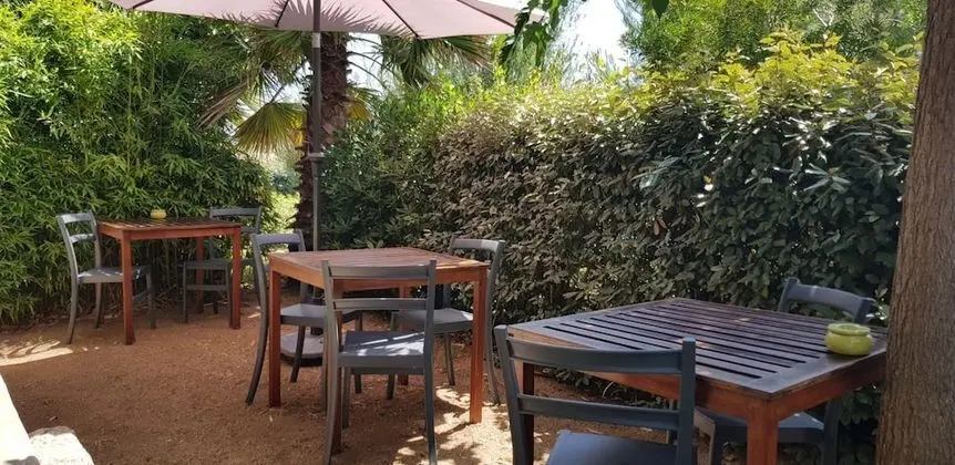 Tek Büyük Yataklı Oda (Carlotti)