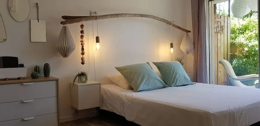 Tek Büyük Yataklı Oda (Monaccia)