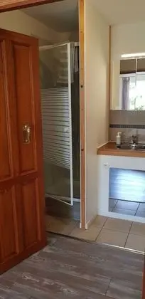 Tek Büyük Yataklı Oda (Monaccia)