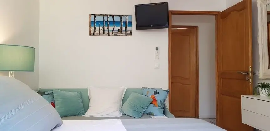 Üç Kişilik Oda (Luccini)