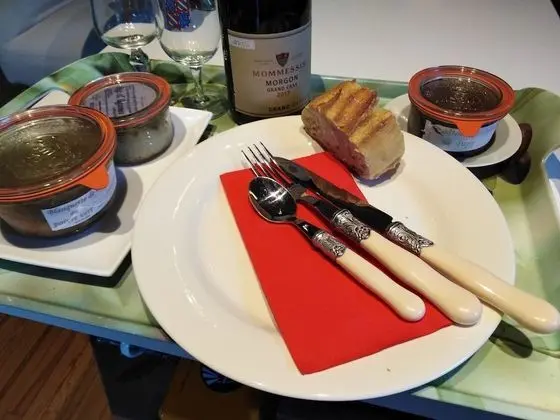 Dağ Evi, Birden Çok Yatak, Sigara İçilmez