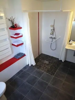 Dağ Evi, Birden Çok Yatak, Sigara İçilmez