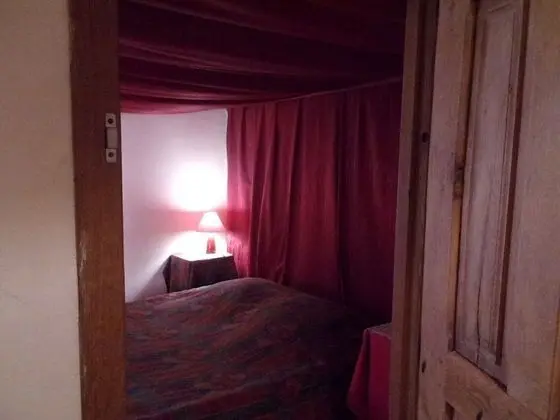 Tek Büyük Yataklı Oda (La Chambre Des Dames)