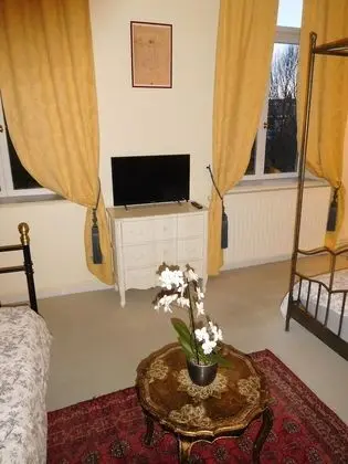 Comfort Üç Kişilik Oda, Özel Banyo, Bahçeli (Leonard de Vinci)