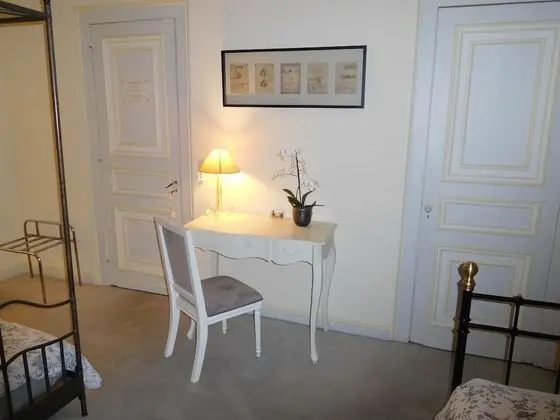 Comfort Üç Kişilik Oda, Özel Banyo, Bahçeli (Leonard de Vinci)