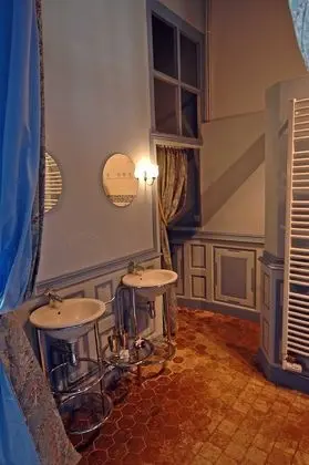 Comfort Tek Büyük Yataklı Oda (Anne de Frezeau)