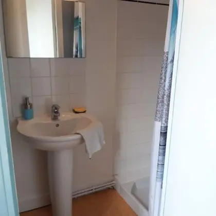 Tek Büyük Yataklı Oda, Banyolu/Duşlu (n°1)