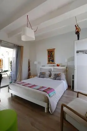 Tek Büyük Yataklı Oda (Puerto Viejo)