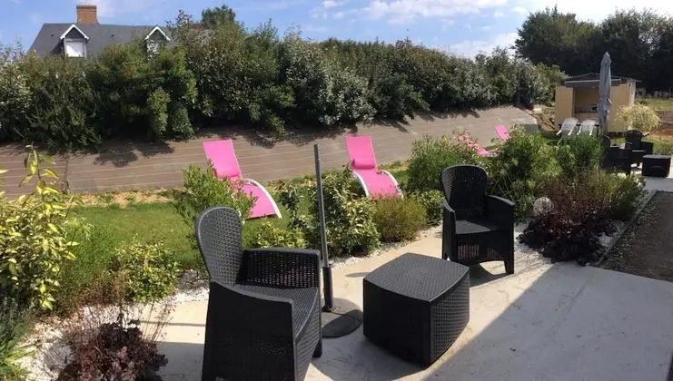 Tek Büyük Yataklı Oda, Teras, Bahçe Manzaralı (Zen)