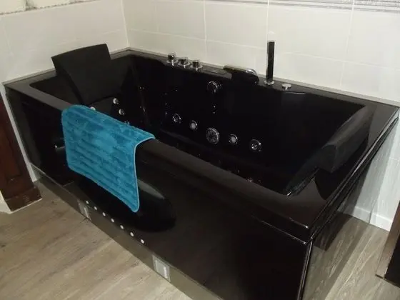 Comfort Tek Büyük Yataklı Oda (La Flabuta )
