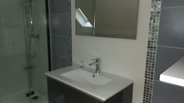 Tek Büyük Yataklı Oda, Göl Kenarı