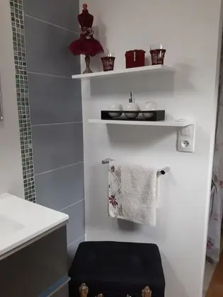 Tek Büyük Yataklı Oda, Göl Kenarı