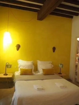 Comfort Tek Büyük Yataklı Oda (Yellow)