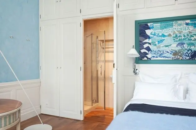 Classic Tek Büyük veya İki Ayrı Yataklı Oda (Bleue)