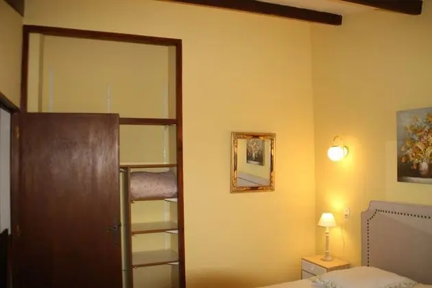 Tek Büyük Yataklı Oda, 1 Çift Kişilik Yatak, Buzdolabı, Bahçe Manzaralı