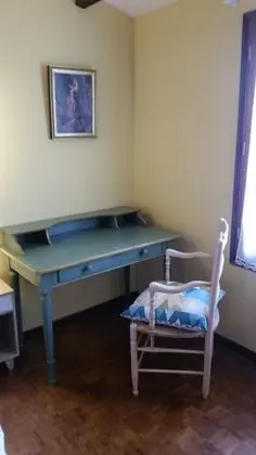 Tek Büyük Yataklı Oda, 1 Çift Kişilik Yatak, Buzdolabı, Bahçe Manzaralı